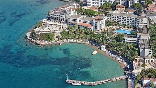 Kuşadası İmbat Otel'i UFBA Turizm Grubu satın aldı