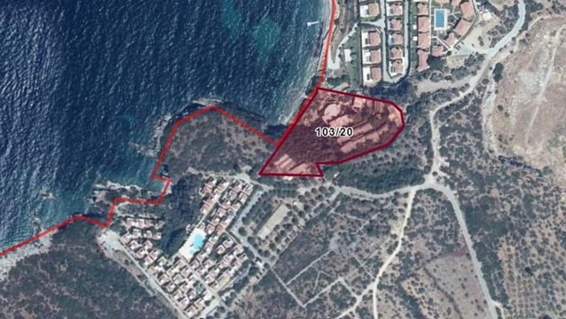 Kuşadası'nda denize sıfır turizm arazisi 35 yıllığına kiralık!