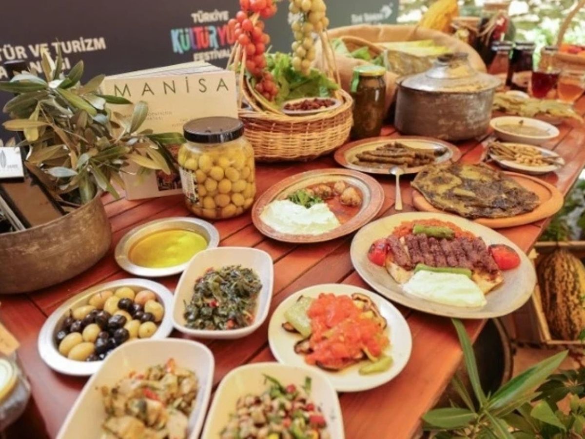 Manisa Kültür Yolu Festivali gastronomi rotasını hareketlendirdi