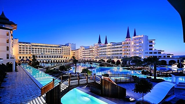 Mardan Palace ihalesi sil baştan…