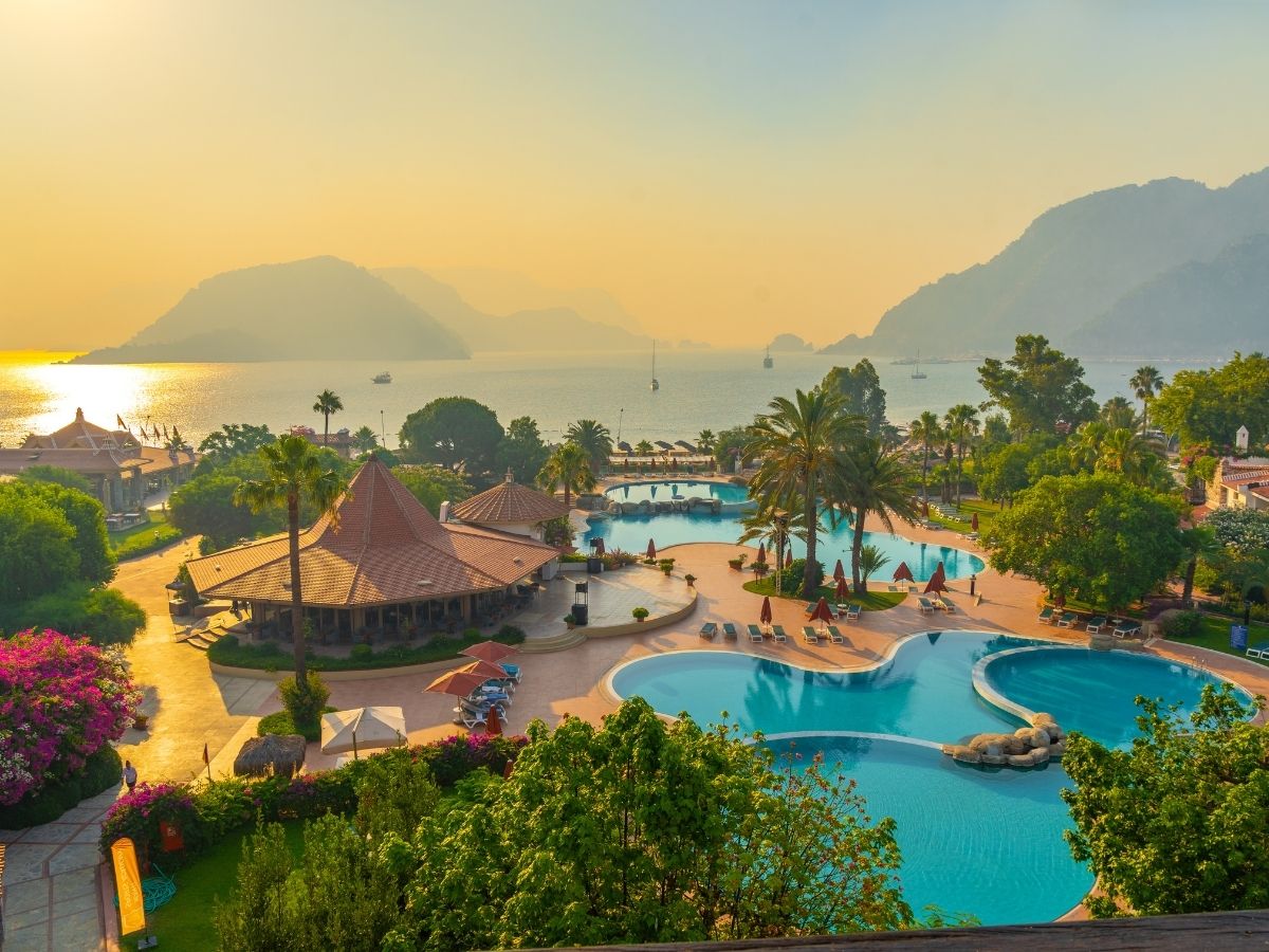 Martı Resort, 'Marmaris’in En İyi Lüks Sahil Oteli' seçildi