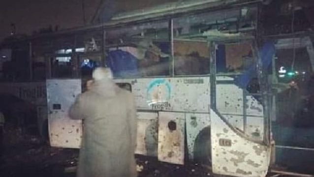 Turistleri piramitlerin yanından geçerken vurdular: 2 ölü