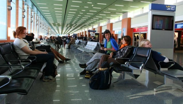 Mısır, uçak yolcularından vergi almaya 15 Kasım'da başlıyor!