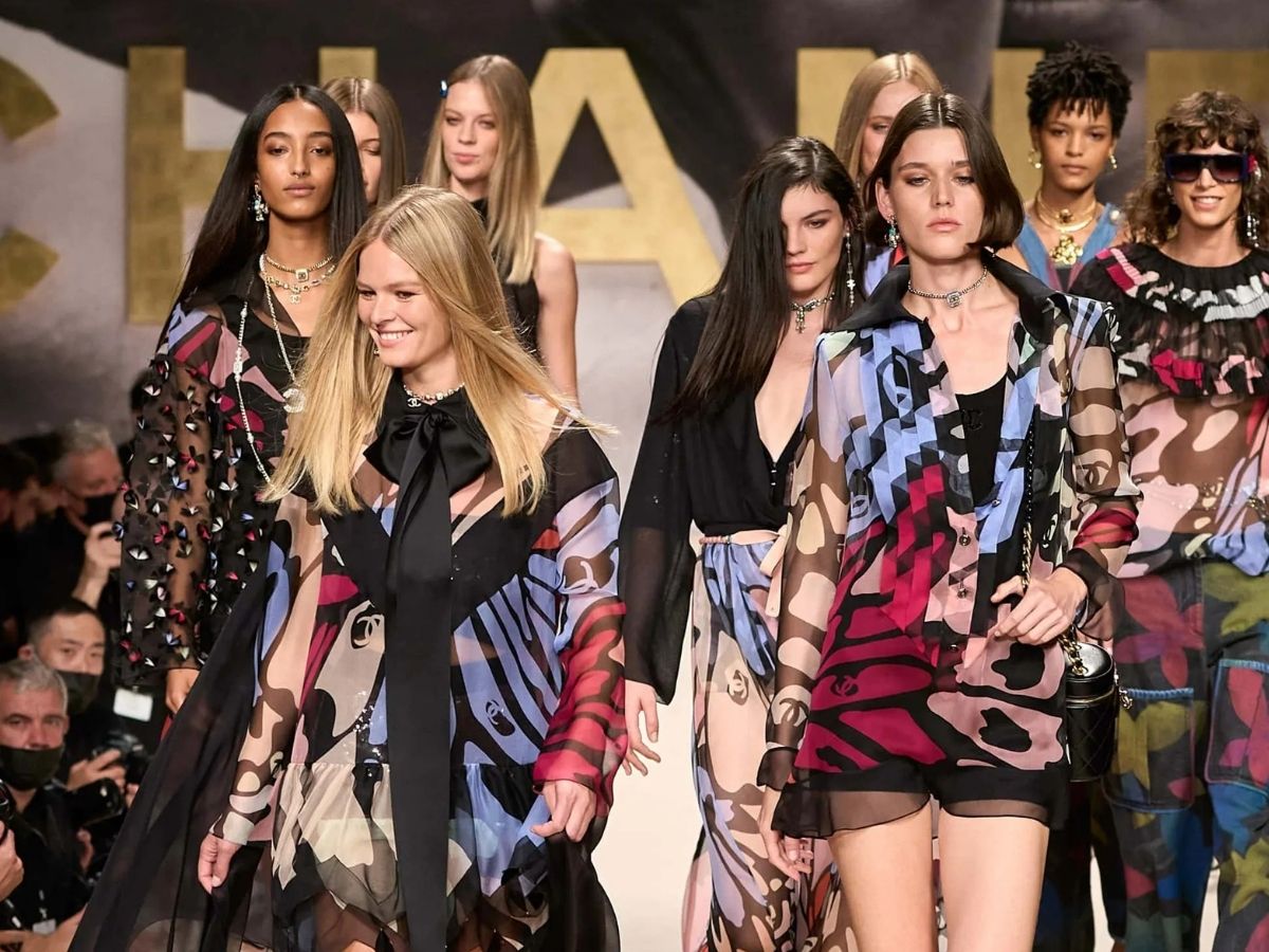 Moda devleri otelcilik dünyasını ele geçiriyor: Turizmde lüksün yeni sahnesi