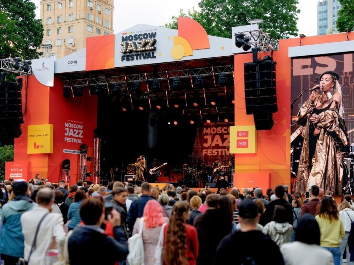 Türk turistlerin yeni rotası Moskova’da yaz festivali başlıyor