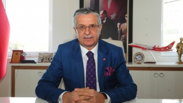 Necati Topaloğlu: Otelleri gezince içimiz yanıyor
