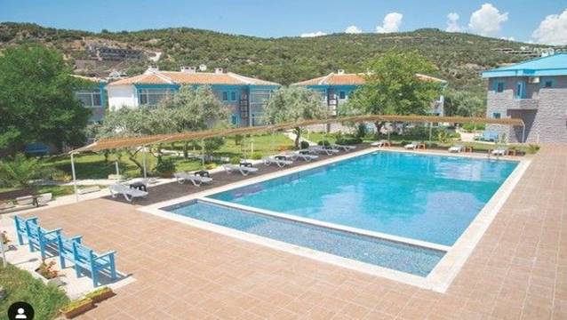 Otel ve arazisine dolar bazında yüzde 50 indirim!