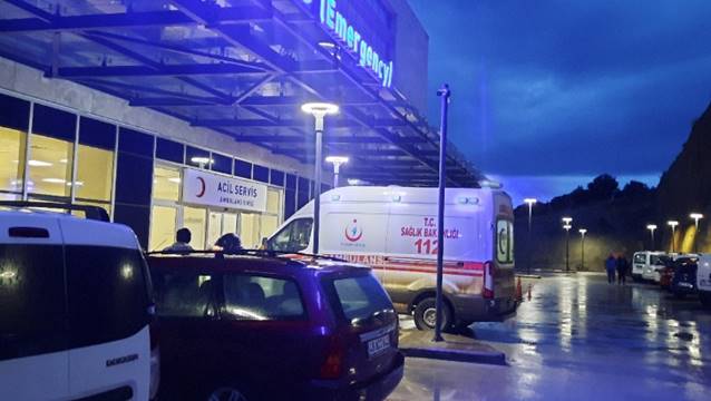 Otel çalışanı evinde ölü bulundu