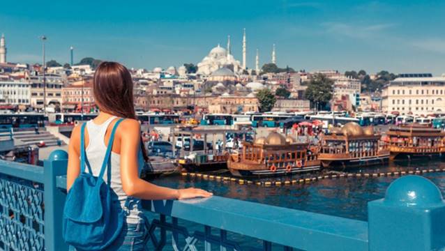 Otel karantinasından kaçmak isteyenler 'Türkiye' formülünü buldu