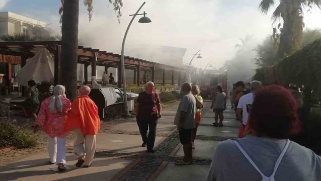 Otel odasında yangın paniği!