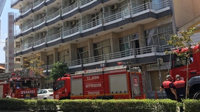 Otelde yangın paniği: 1 yaralı!