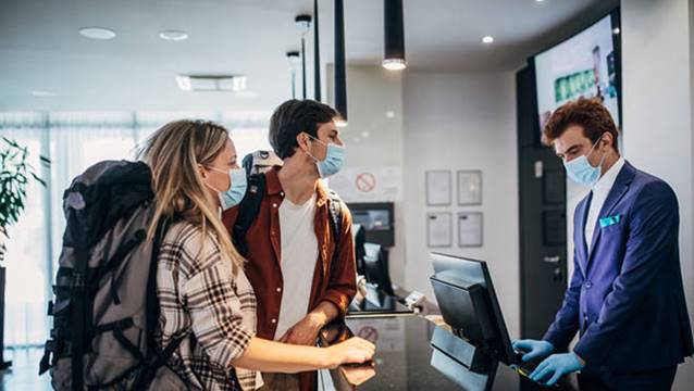 Oteller aylar sonra açıldı