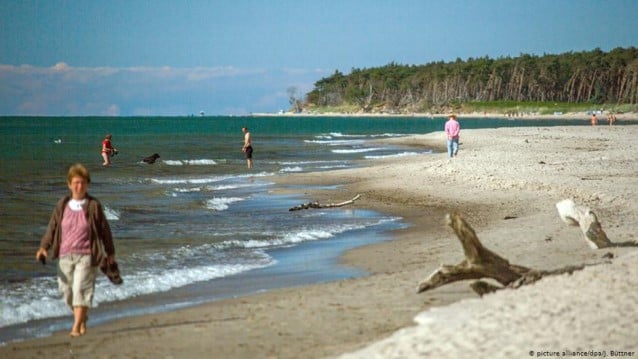 Oteller, sahiller ve restoranlar açılıyor