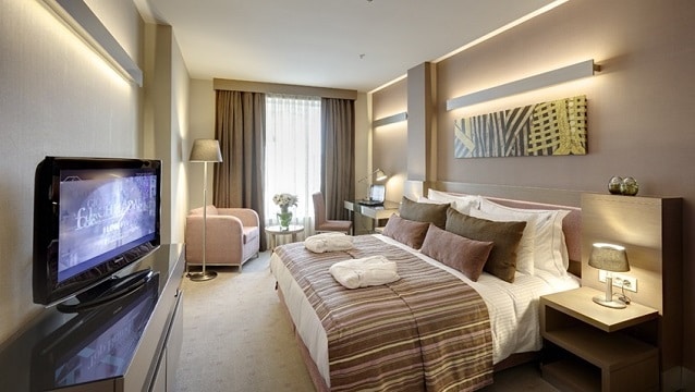 Oteller ve lokantalar zam şampiyonu!