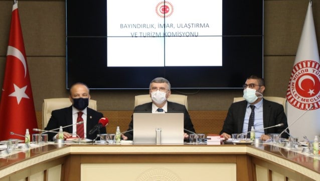 Otellere sınırsız yabancı işçide geri adım!