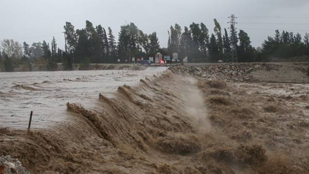 Otelleri de su bastı!