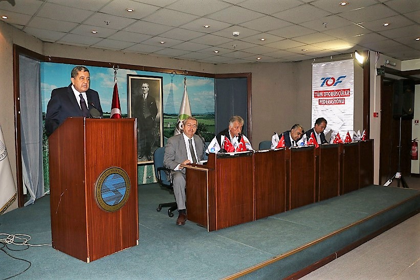 Otobüsçüler FSM’den geçiş hakkını geri istiyor