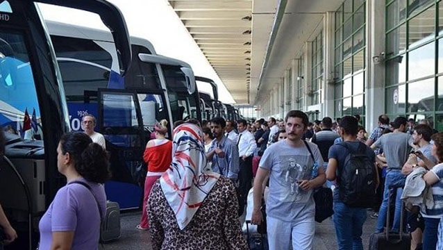 Otobüslerde yer kalmadı, ek seferler cep yakıyor!