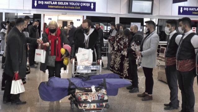 Palandöken'de ilk kafile sevinci!