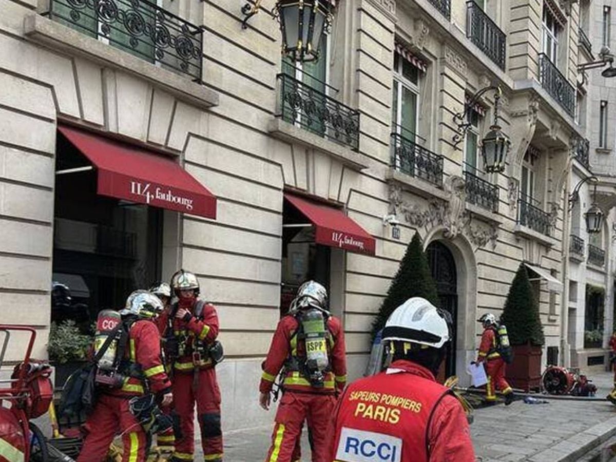 Paris'teki ünlü Bristol Oteli'nde yangın çıktı