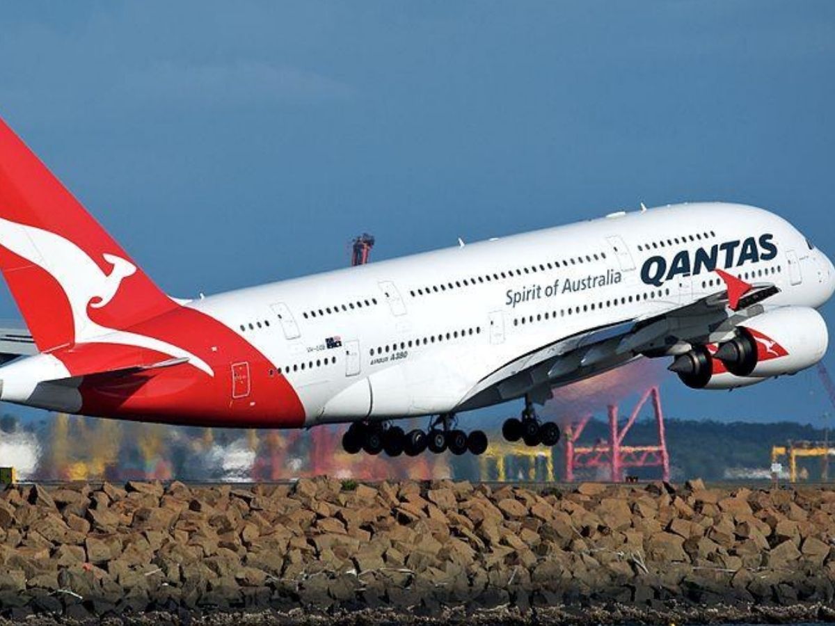  Qantas Airways milyonlarca dolar tazminatla karşı karşıya