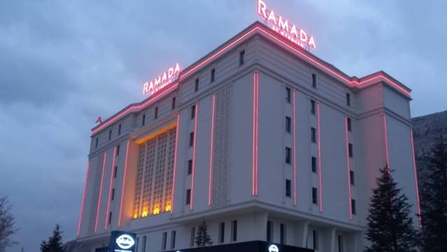 Ramada'nın yeni oteli açılış için gün sayıyor