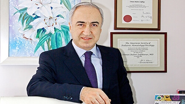 Rektör oteli üniversitenin internet sitesinden şikayet etti