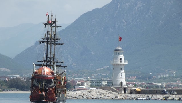 Reyting rekorları kıran Rus yarışma programı Alanya'da çekildi