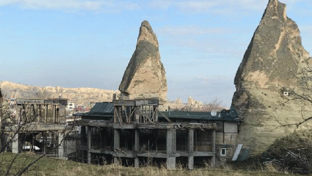 'Ruhsat verdik, otel kaçak değil'