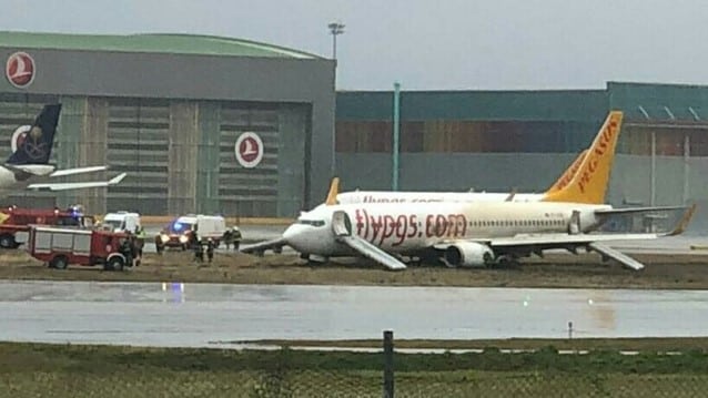 Sabiha Gökçen Havalimanı'nda uçak pistten çıktı!