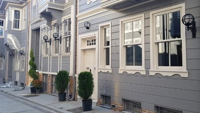 Şampiyon, otel açıyor