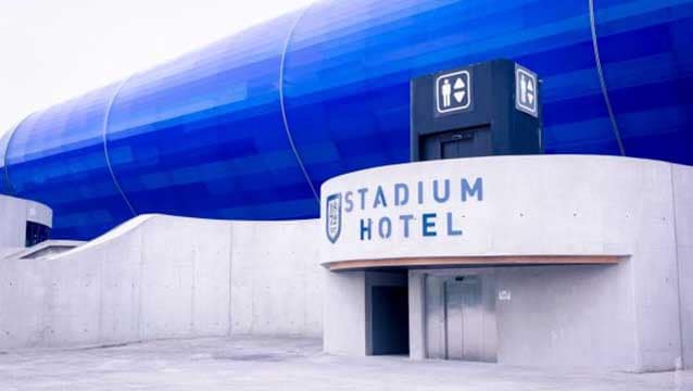 Stadın içine otel açtı! 