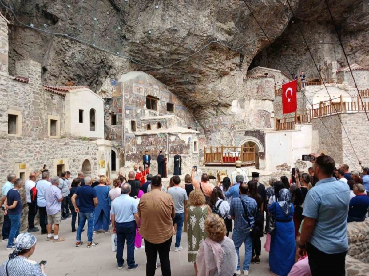 Sümela kararı destek buldu: Gözler Vazelon'a çevrildi
