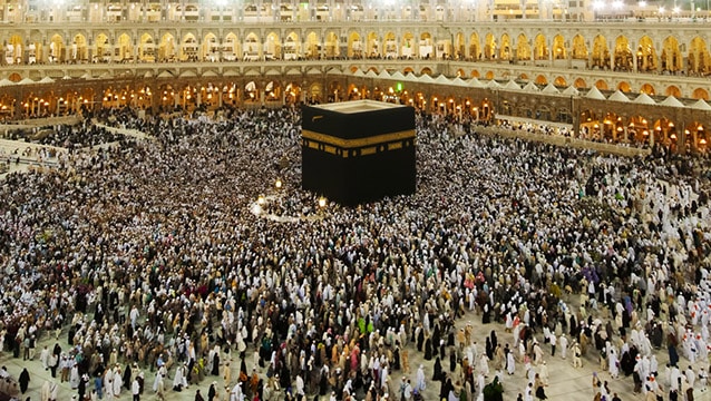  Suudi Arabistan tüm umre ziyaretlerini durdurdu!