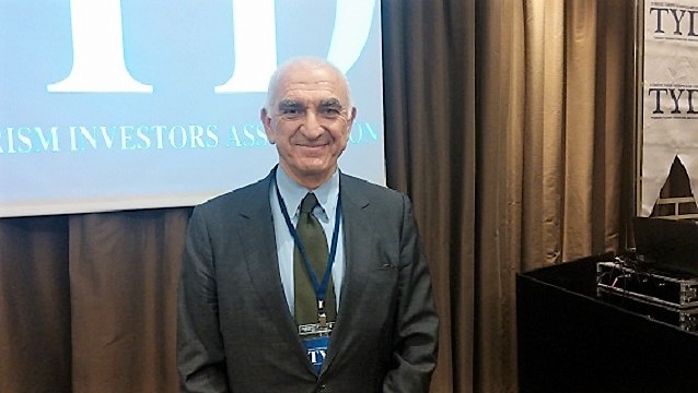 Tavit Köletavitoğlu: Krizi fırsata çevirip turizmi baştan ele almalıyız