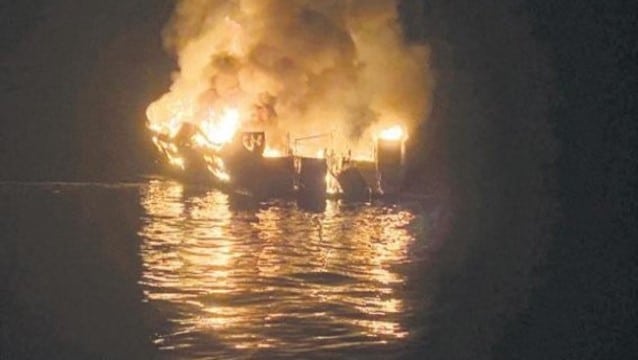 Yolcular uyuyordu...Tekne'de facia: 25 ölü