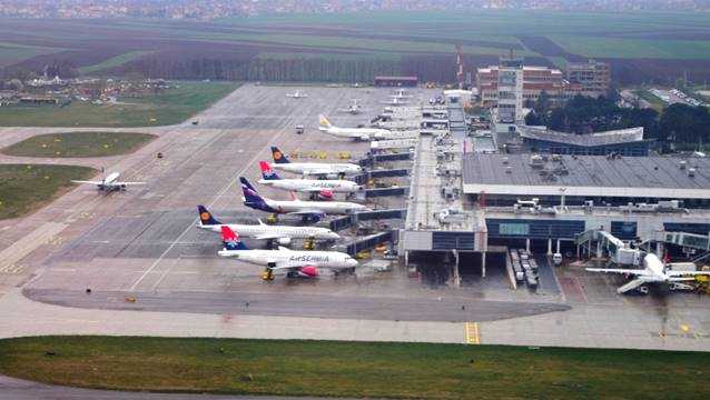 Tepkiler üzerine Rusya'ya uçuş sayısını günde 1'e düşürecek