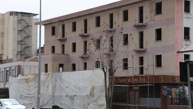 Tescilli otel için yıkım kararı!