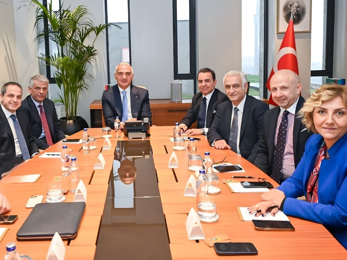 Bakan Ersoy, TGA'yı topladı... Küresel risklere karşı yol haritasını masaya yatırdı!