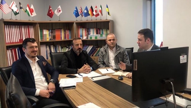 Trabzon-Tiflis uçuşları için görüştüler