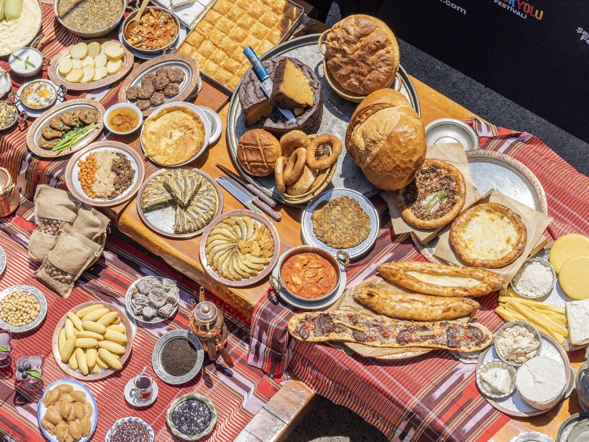 51 restoran Trabzon gastronomisini tanıttı