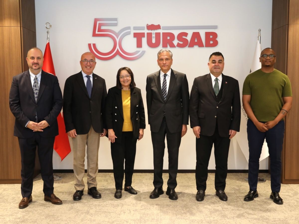 Güney Afrika Turizm Bakanı Patricia De Lille TÜRSAB’ı ziyaret etti