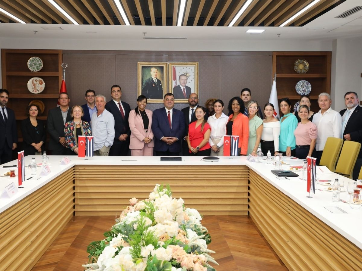 Küba Başkonsolosu’ndan TÜRSAB’a ziyaret: Turizmde ortak projeler masada