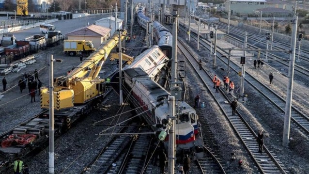 Turistik Doğu Ekspresi kazası ucuz atlatıldı