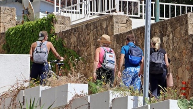 'Turistler yasaklardan muaf olmasın!'