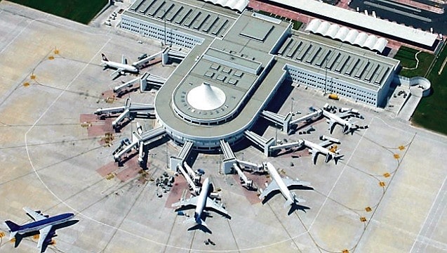 Turizm bölgelerindeki havalimanı rakamları umut verdi