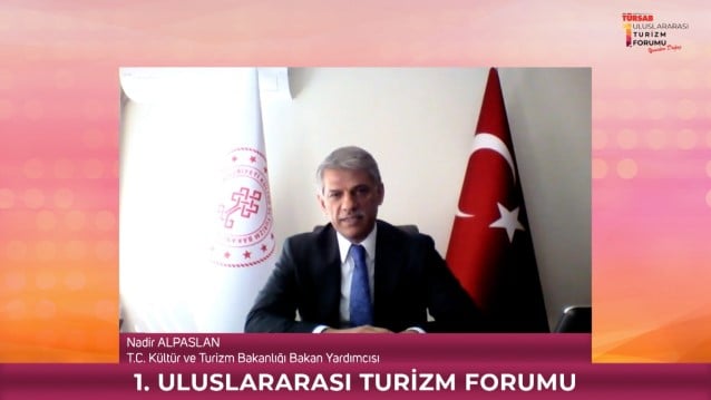 Turizm çalışanlarının tamamı ne zaman aşılanacak?