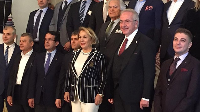 Turizmci Nevin Akçelik'e ödül