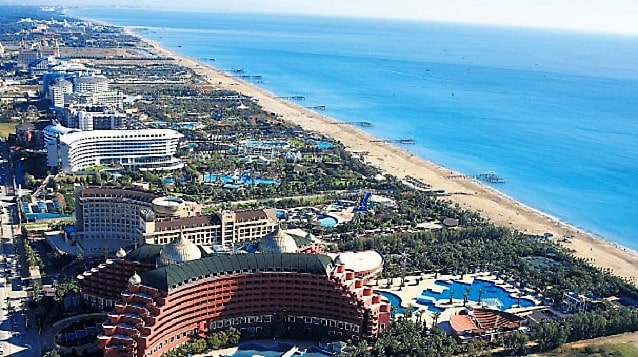 Turizmciler yeni sezona yüzde 20 zamlı giriyor