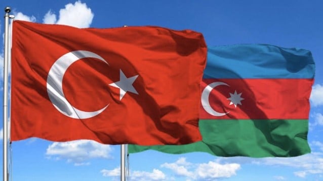 Türkiye Azerbaycan arasında kimlikle seyahat başlıyor